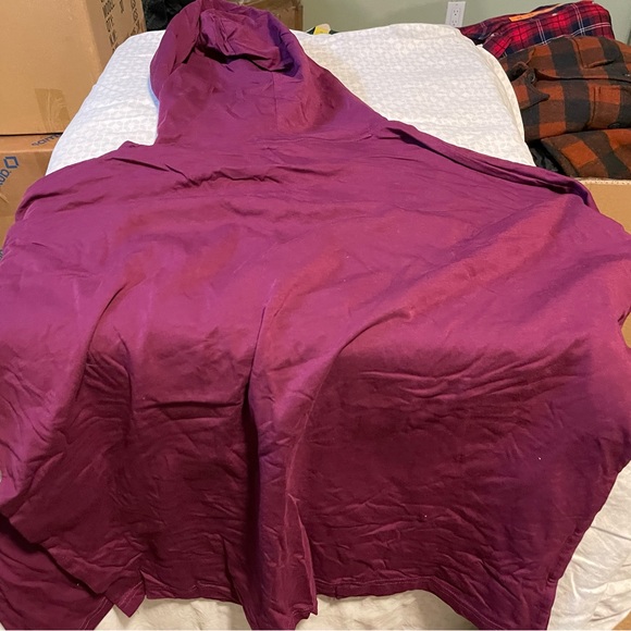 Puma Women’s T Shirt Hoodie NWT - Picture 3 of 6